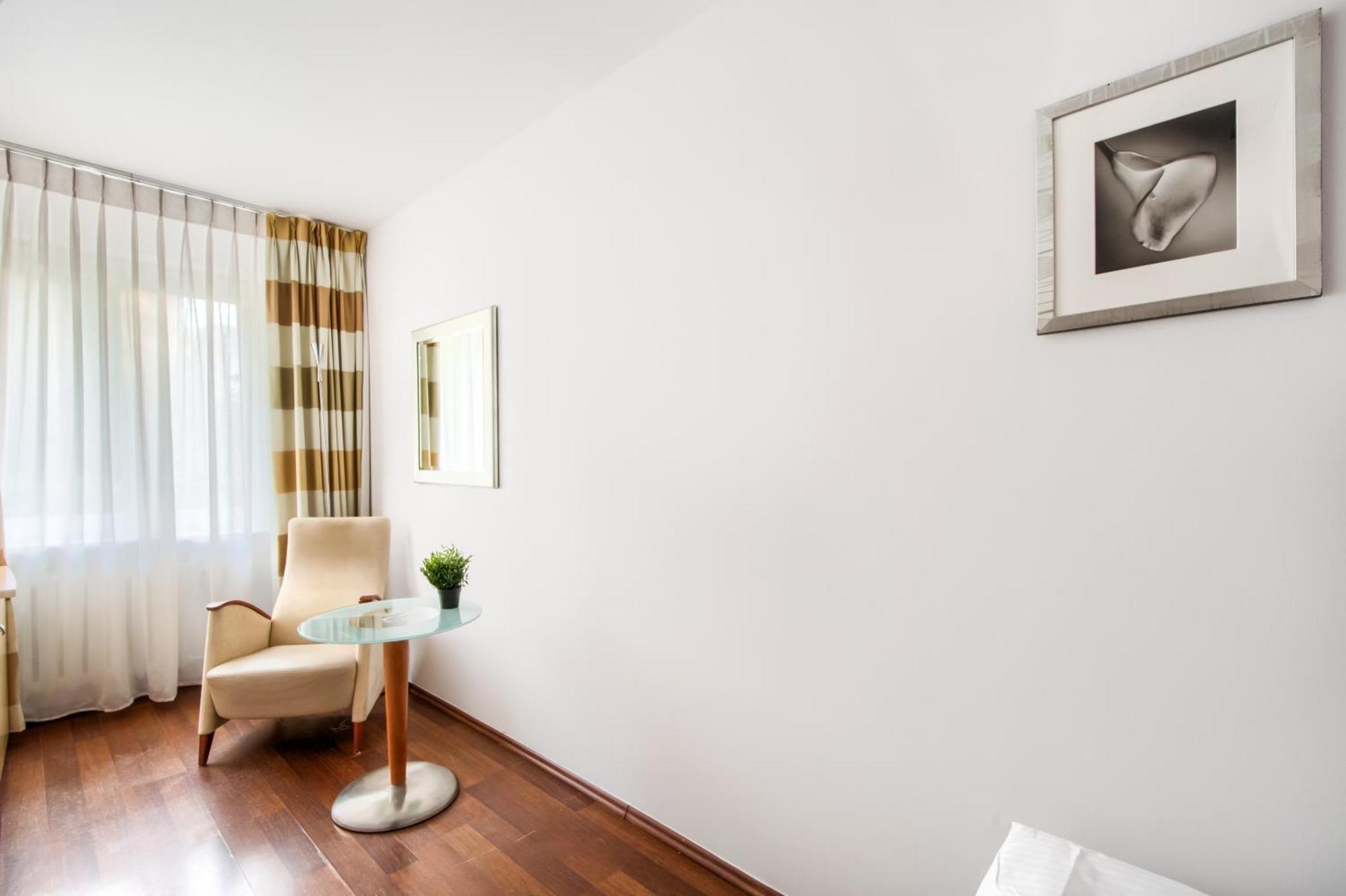 404 Rooms Zamiany Ursynow Warsaw Luaran gambar