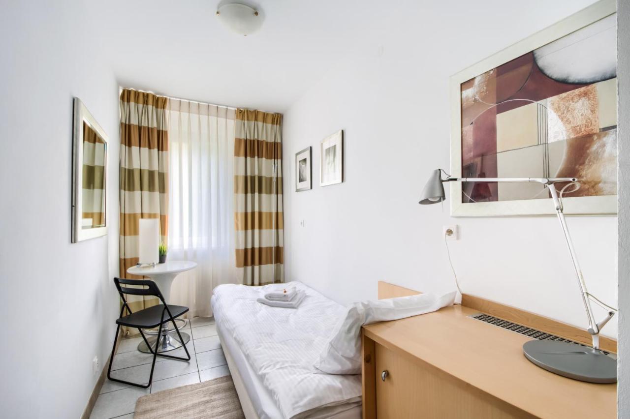 404 Rooms Zamiany Ursynow Warsaw Luaran gambar